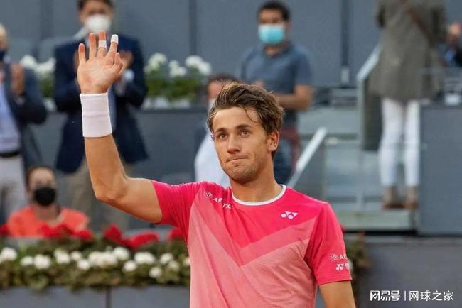 托特纳姆的 托特纳姆的